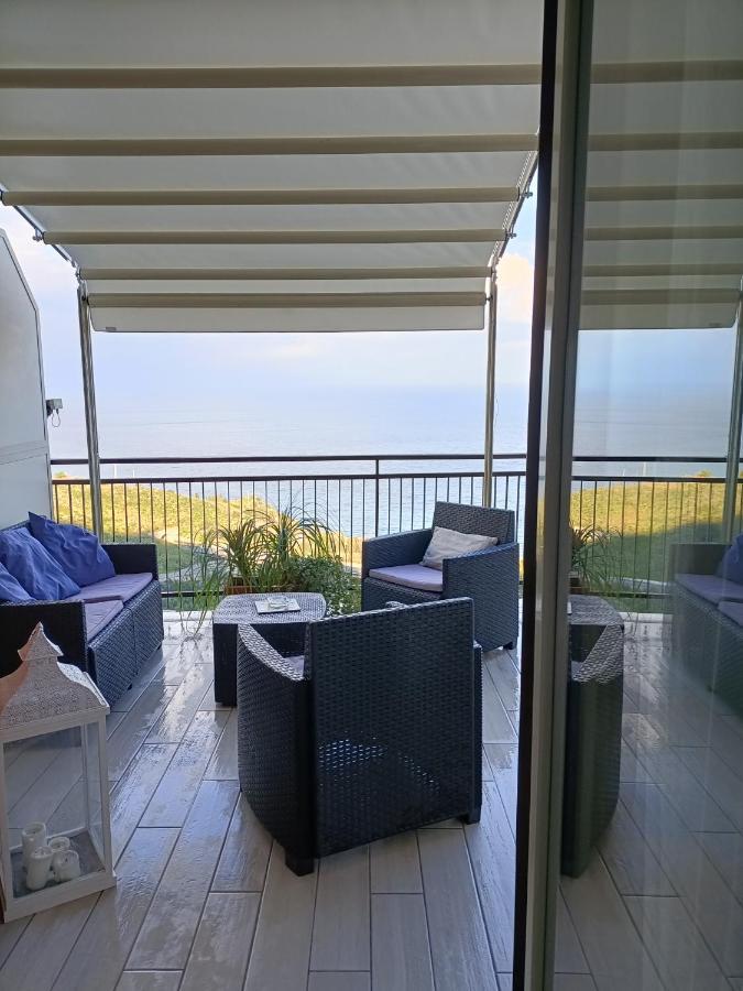 Al Bajah Loft Monovano Con Requisiti Hotel Taormina Exterior photo