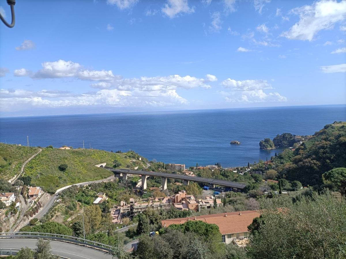 Al Bajah Loft Monovano Con Requisiti Hotel Taormina Exterior photo